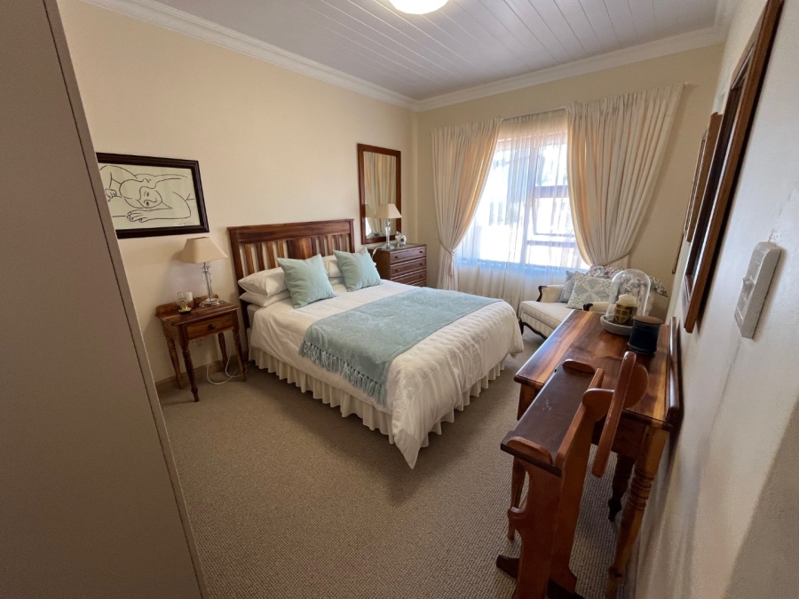 3 Bedroom Property for Sale in Outeniqua Strand Western Cape
